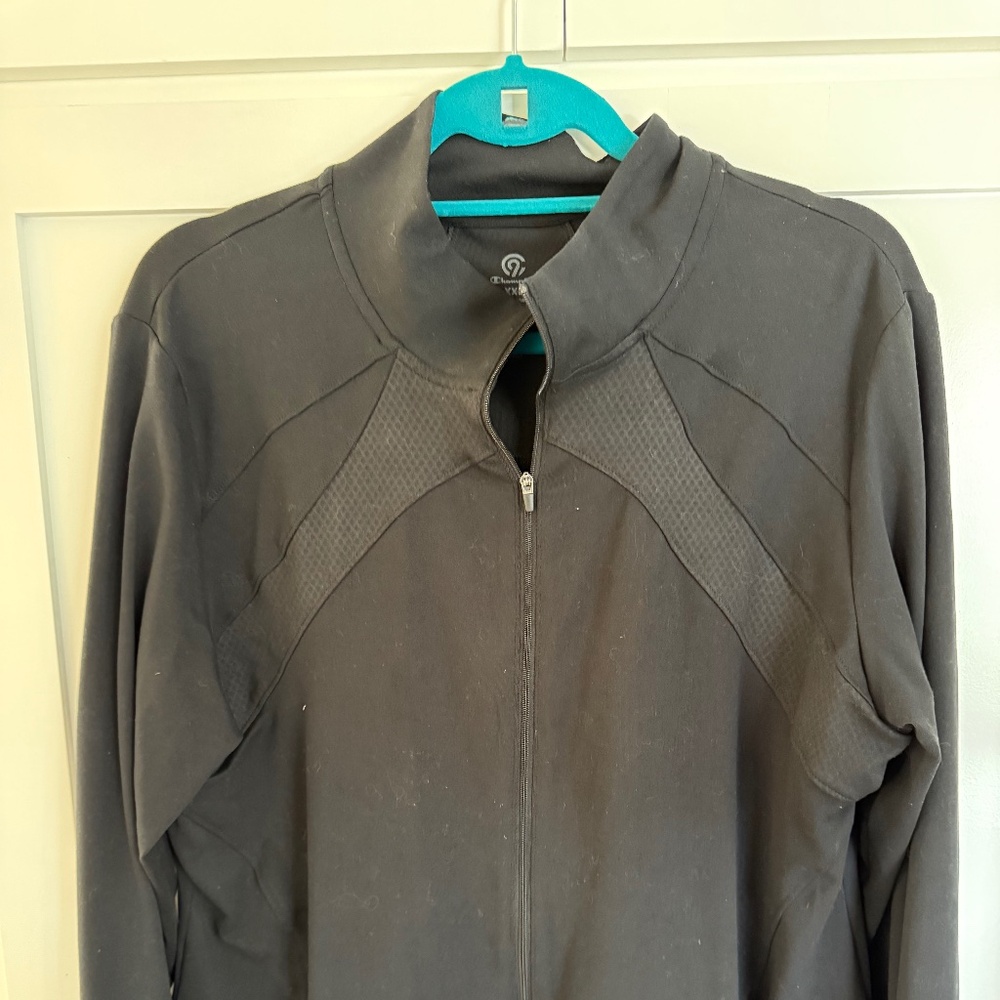 WOMENS CHAMPION BLACK ATHLETIC ZIP JACKET SIZE XXL W/ ZIP POCKETS
